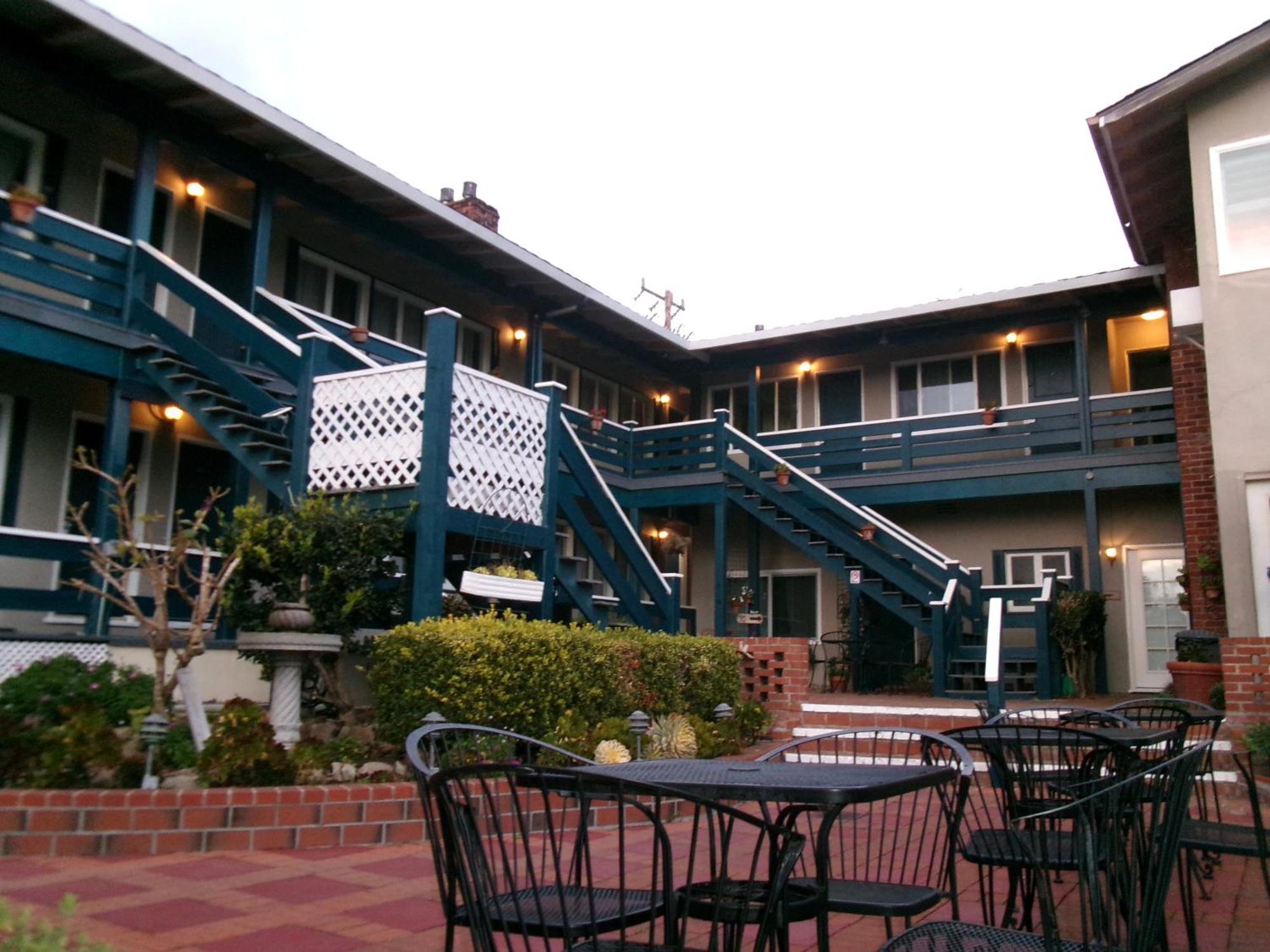 Carmel Wayfarer Inn Exterior foto
